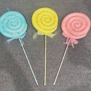 Bundle of Swirl Lollipop ornament